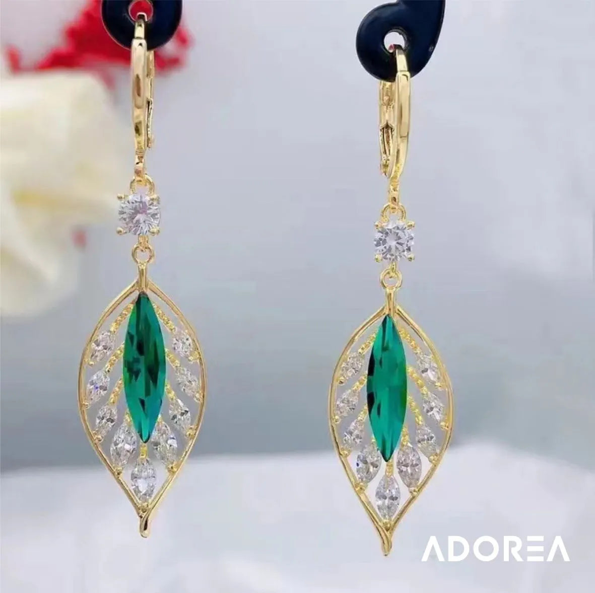 ARETES HOJA VERDE BRILLANTE